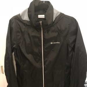 Columbia raincoat black size Med